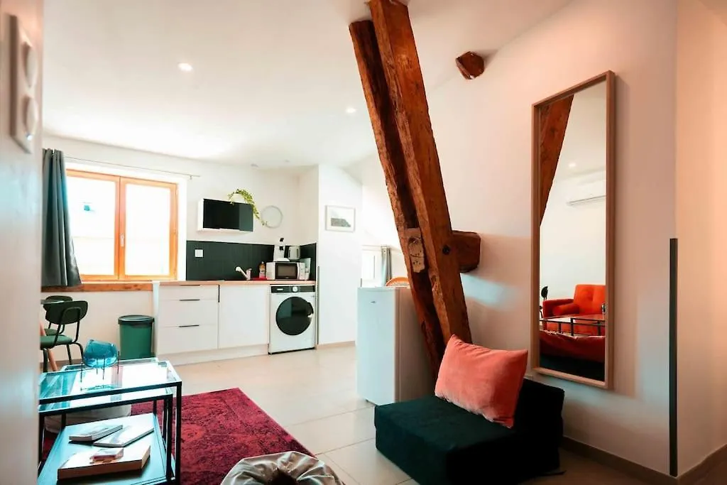 Studio 7 Au Coeur De La Ville Avec Parking Aix-les-Bains Lägenhet